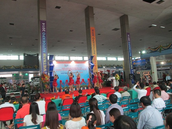 Xe đạp điện lấn át tại Vietnam AutoExpo 2014